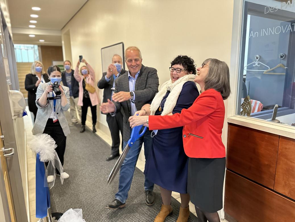 Johannes Ziebarth, Glenda O'Hara and Cynthia Clark cutting the ribbon at the opening of The Hub